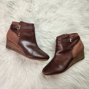 Dr Scholl's Brown Pointe Wedge Booties 10